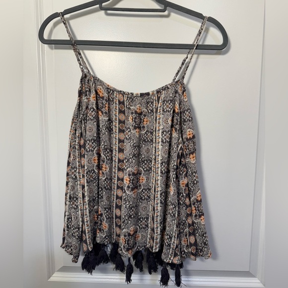 American Eagle Outfitters‎ Cold Shoulder Embellished Blouse - Picture 3 of 7